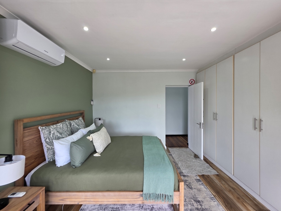 2 Bedroom Property for Sale in Wavecrest Eastern Cape